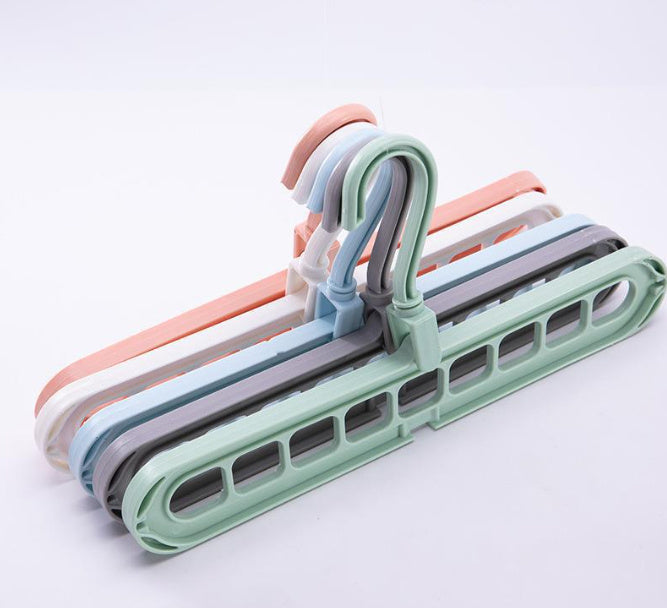 9-hole Clothes Hanger